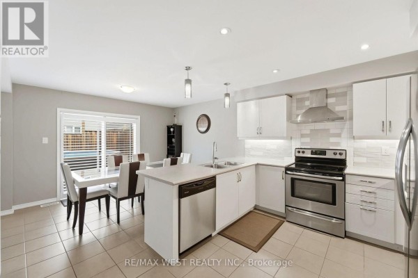 234 Voyager Pass, Hamilton, ON, photo 3