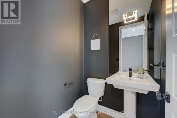 2340 Darwin Crescent, London South, ON N6P0J2 Photo 5