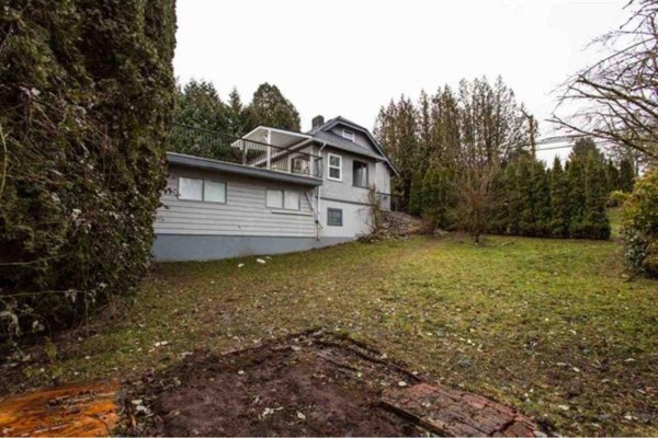 2340 Mckenzie Road, Abbotsford, BC V2S3Z8 Photo 2