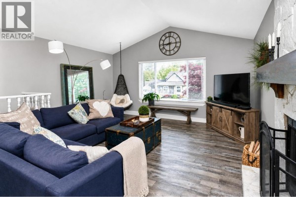 23415 Whippoorwill Avenue, Maple Ridge, BC V2X9L8 Photo 5