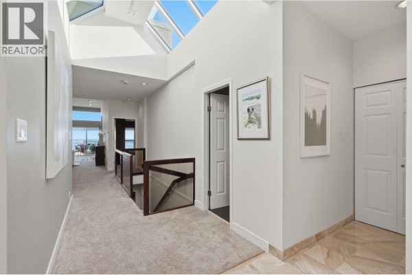 2343 Folkestone Way, West Vancouver, BC V7S3C9 Photo 4