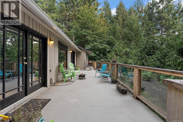 Family room - 2344 Damascus Rd, Shawnigan Lake, BC V0R2W1 Photo 5