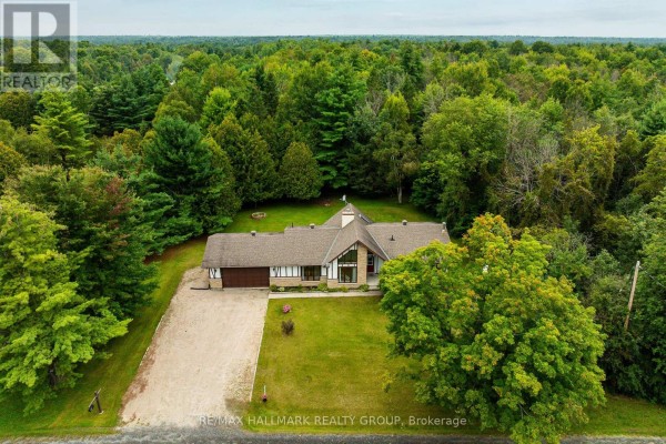 Recreational, Games room - 2346 Bathurst 5th Concession Road, Perth, ON K7H3C9 Photo 3