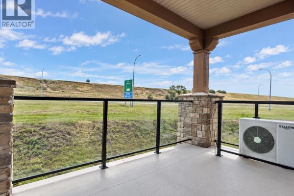 4pc Bathroom - 235, 201 River Ridge Drive Nw, Medicine Hat, AB T1A8V5 Photo 3
