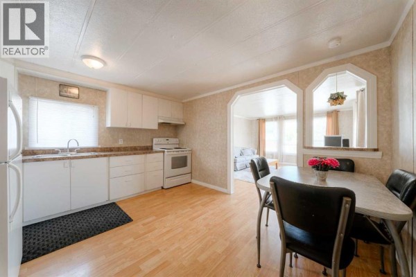 235, 6220 17 Avenue Se, Calgary, AB, photo 3