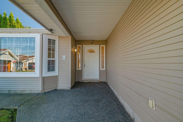 Living room - 235 6001 Promontory Road, Sardis South, Chilliwack, BC V2R3E3 Photo 3