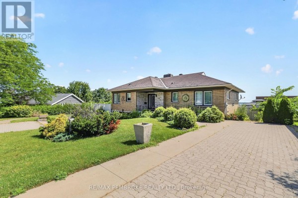 235 Broadview Drive, Pembroke, ON, photo 3