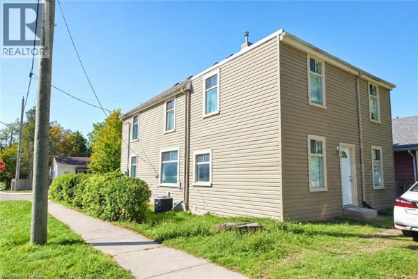 Bonus Room - 235 Broadway Avenue, Hamilton, ON L8S2W5 Photo 2