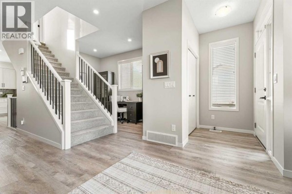 Living room - 235 D'arcy Ranch Drive, Okotoks, AB T1S5T1 Photo 4