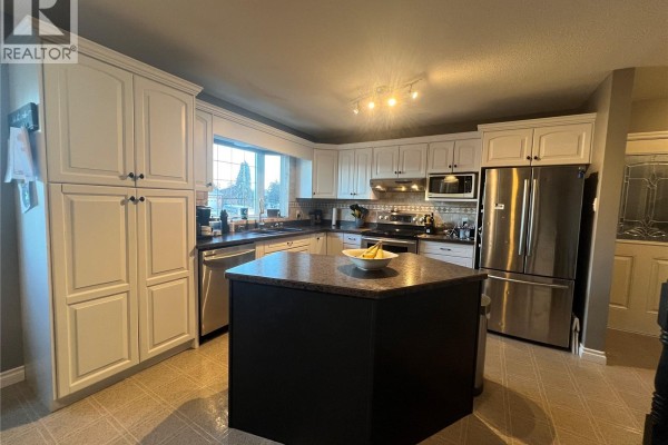 Laundry room - 235 George Crescent, Esterhazy, SK S0A0X0 Photo 4