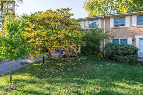 235 Homestead Crescent, London North