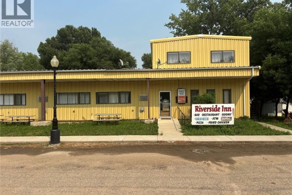 235 Main Street, Riverhurst, SK S0H3P0 Photo 3