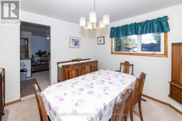 Bedroom 2 - 235 Maple Avenue, Thunder Bay, ON P7B4V6 Photo 5