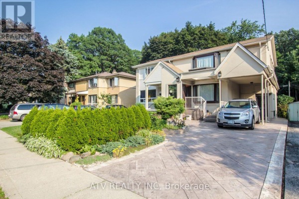 Dining room - 235 Saint Marks Road, Toronto, ON M6S2J1 Photo 2