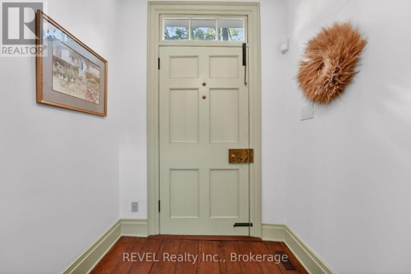 Den - 235 Simcoe Street, Niagara On The Lake, ON L0S1J0 Photo 4
