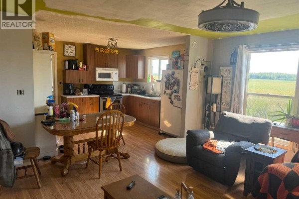 Eat in kitchen - 235037 Township Road 844, Rural Northern Lights, County Of, AB T0H1W0 Photo 2