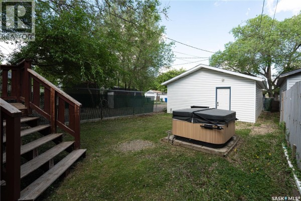4pc Bathroom - 2351 Reynolds Street, Regina, SK S4N3N6 Photo 3