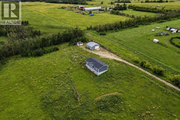 23515 Township Road 402, Rural Lacombe County, AB, photo 3