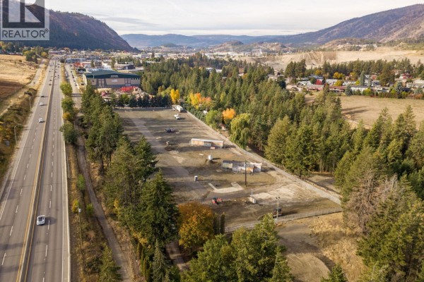 2355 Marshall Road, West Kelowna, BC V1Z1E9 Photo 4