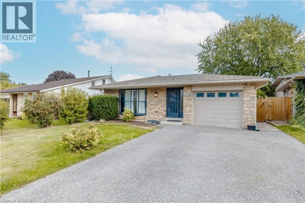 2358 Arnold Crescent, Burlington, ON L7P4G3 Photo 2