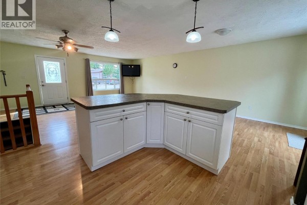 Bedroom - 236 Bergeron Drive, Tumbler Ridge, BC V0C2W0 Photo 5