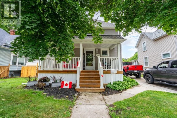 Recreation room - 236 Brock Street South, Sarnia, ON N7T2W6 Photo 2