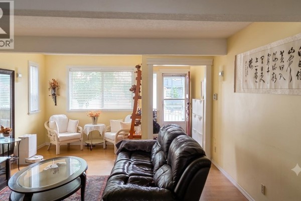236 Lebleu Street, Coquitlam, BC V3K4L6 Photo 5