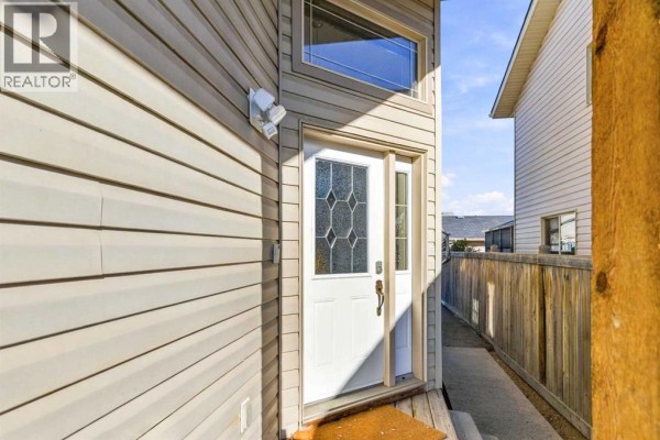 4pc Bathroom - 236 Paris Crescent, Fort Mcmurray, AB T9K0C9 Photo 2