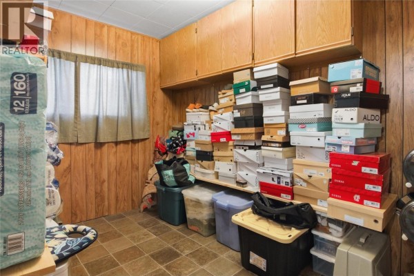 Bedroom - 236 Spruce Avenue, Kamloops, BC V2B1J1 Photo 2