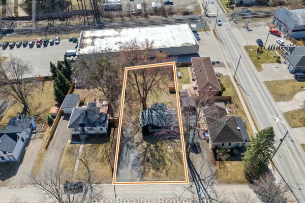 236 Sydenham Street, Strathroy Caradoc, ON, photo 3