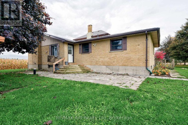 Living room - 236056 23rd Line, Zorra, ON N0M2G0 Photo 2