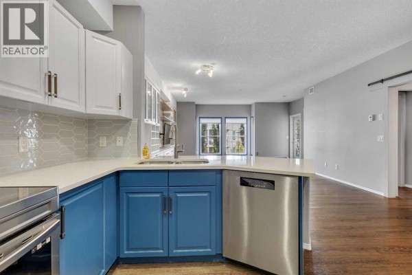 Kitchen - 2364, 151 Country Village Road Ne, Calgary, AB T3K5X5 Photo 5