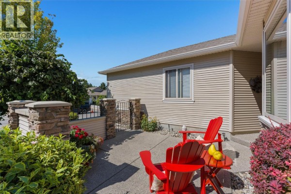 Laundry room - 2365 Stillingfleet Road Unit# 101, Kelowna, BC V1W4X5 Photo 4