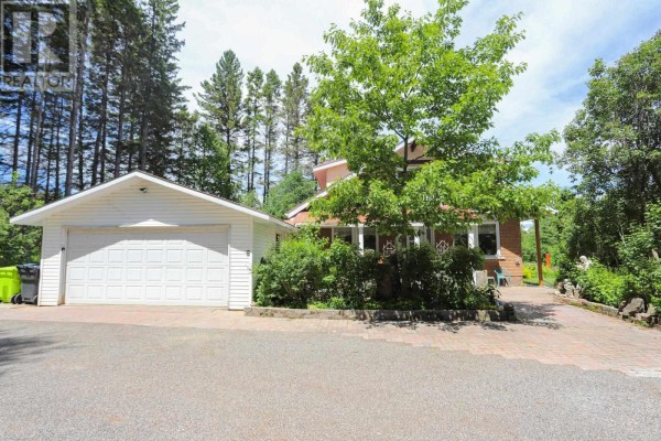 2370 Base Line Rd, Prince Township, ON, photo 3