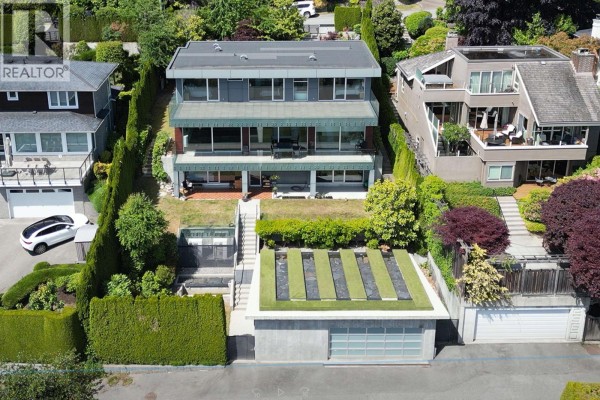 2370 Palmerston Avenue, West Vancouver, BC V7V2W1 Photo 3