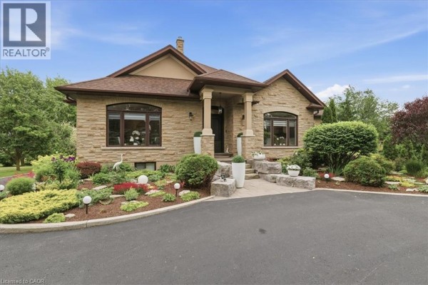 2371 Snyders Road E, Petersburg, ON, photo 2