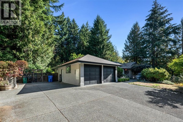 Storage - 2375 Damascus Rd, Shawnigan Lake, BC V8H2E7 Photo 2
