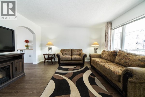 Primary Bedroom - 2376 Eversyde Avenue Sw, Calgary, AB T2Y4X6 Photo 5