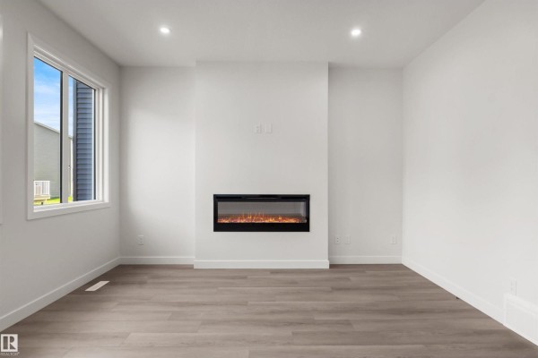 Primary Bedroom - 2376 Muckleplum Wy Sw, Edmonton, AB T6X3K1 Photo 4