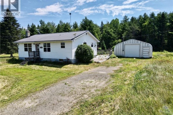Family room - 2379 Route 510, Targettville, NB E4T1S6 Photo 2