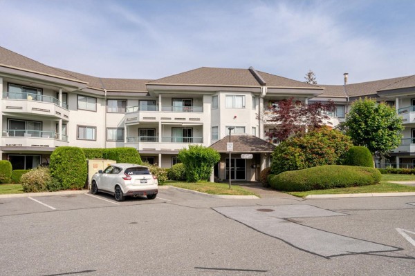 238 2451 N Gladwin Road, Abbotsford