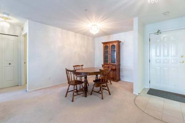 238 2451 Gladwin Road, Abbotsford, BC V2T3N8 Photo 5