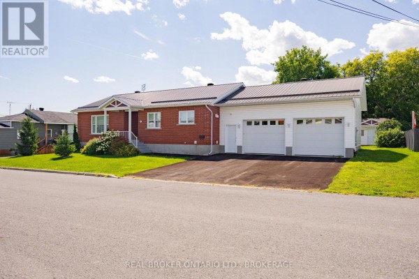 238 Bishop Street S, North Glengarry, ON, photo 3