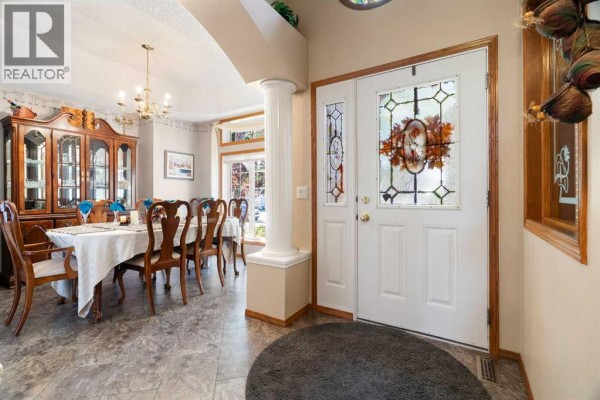 Dining room - 238 Chaparral Place Se, Calgary, AB T2X3K5 Photo 4