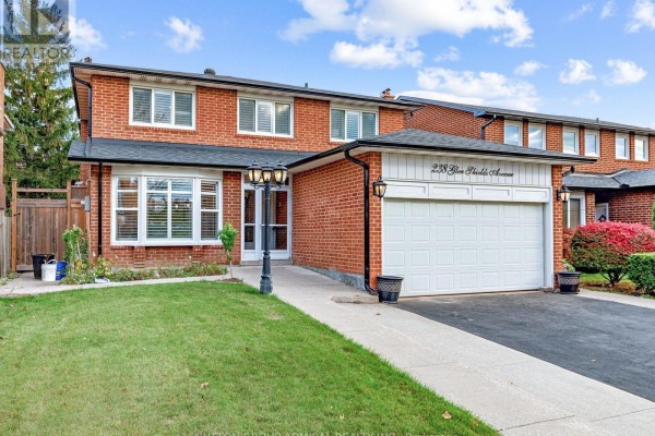238 Glen Shields Avenue, Vaughan, ON L4K1T9 Photo 2