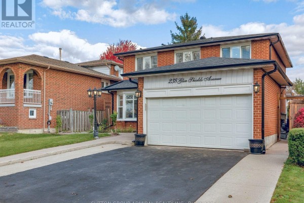 238 Glen Shields Avenue, Vaughan, ON L4K1T9 Photo 3