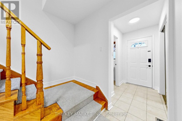 Dining room - 238 Lech Walesa Drive, Mississauga, ON L5B3H2 Photo 3