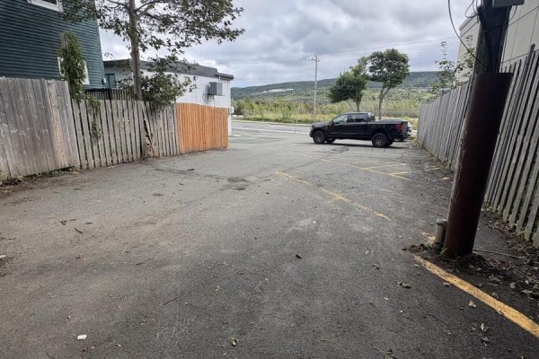 238 Lemarchant Road, St  John S, NL A1E2Z1 Photo 4