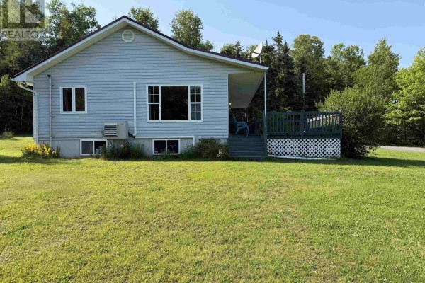 2pc Bathroom - 238 Soley Cove Road, Lower Economy, NS B0M1B0 Photo 4