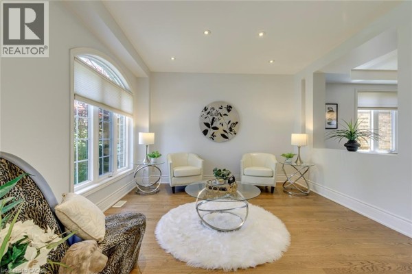 2380 Woodcrest Drive, Oakville, ON, photo 3